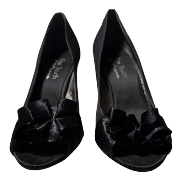 Touch of Nina Black Satin Heels Open Toe with Ruffle Size 7.5 Peep Toe Stiletto - Picture 12 of 13